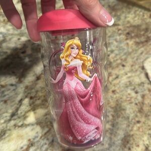 Aurora Tervis tumbler with lid